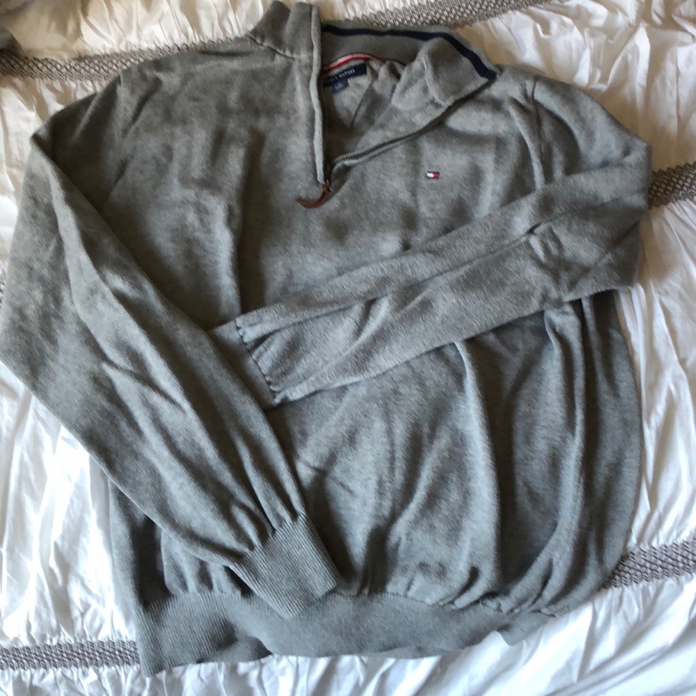 Like New Tommy Hilfiger half zip